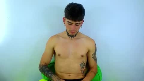 Snapshot of estebanchar_ chatting on 03-06-25, 05:43 Esteban independent model online show from 03-06-25, 05:43