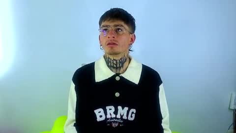 Snapshot of estebanchar_ chatting on 03-07-25, 01:40 Esteban independent model online show from 03-07-25, 01:40
