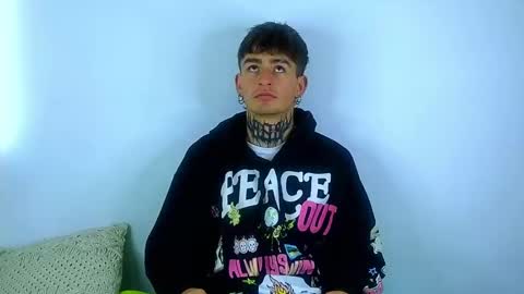 Snapshot of estebanchar_ chatting on 03-12-25, 12:15 Esteban independent model online show from 03-12-25, 12:15