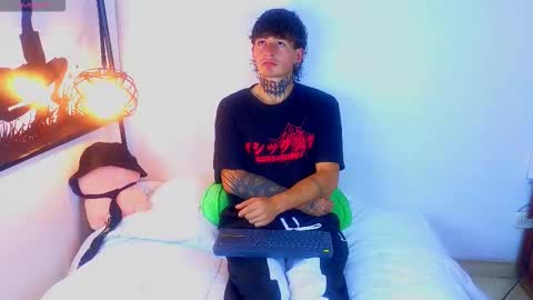 Snapshot of estebanchar_ chatting on 09-18-25, 07:54 Esteban independent model online show from 09-18-25, 07:54