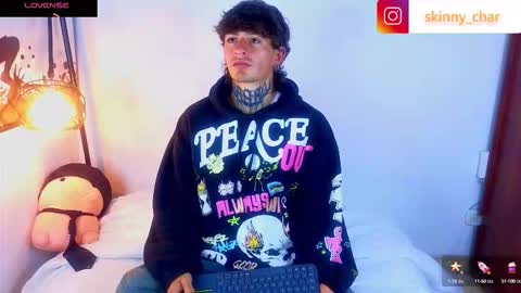 Snapshot of estebanchar_ chatting on 09-25-25, 09:24 Esteban independent model online show from 09-25-25, 09:24