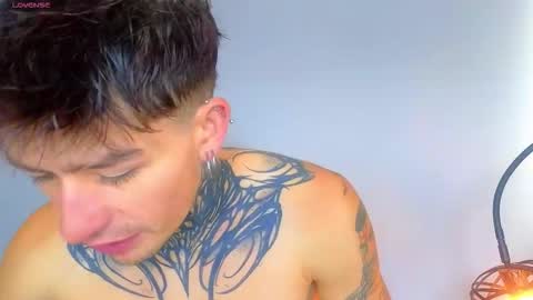 Esteban independent model online show from 11-10-25, 12:37