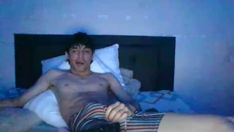 Snapshot of estebankit0 chatting on 12-29-24, 10:47 estebankit0 online show from 12-29-24, 10:47