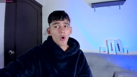 Esteban online show from 02-05-25, 10:22