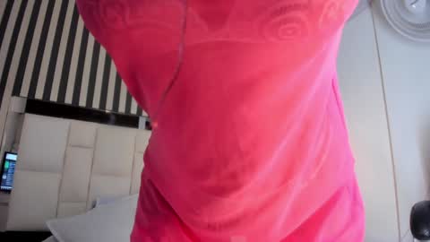 estefania__gomez online show from 02-02-25, 09:02