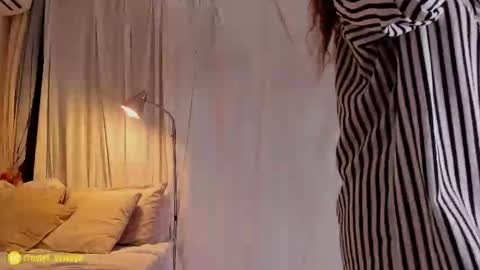 estefy_arroyo1 online show from 09-30-25, 03:11