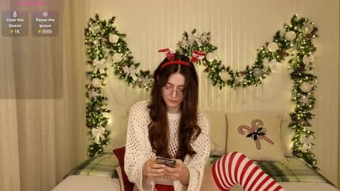 Ester online show from 12-19-24, 07:29