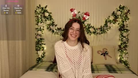 Ester online show from 12-19-24, 10:53