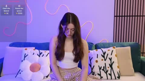 Ester online show from 02-27-25, 09:25