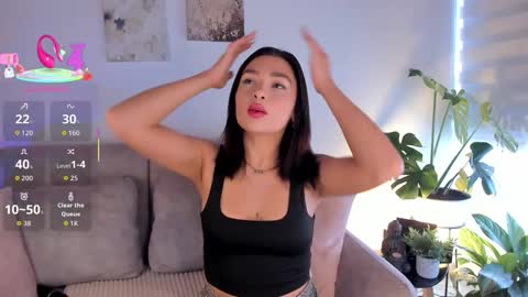 Snapshot of estercollins_ chatting on 11-18-25, 07:18 Is secret online show from 11-18-25, 07:18