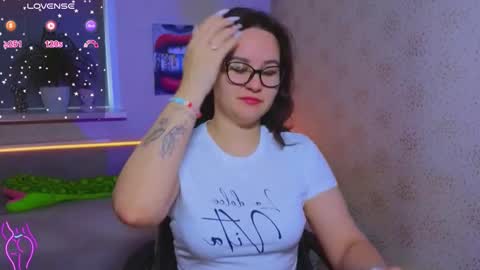 EsterPlayful online show from 10-21-25, 08:15