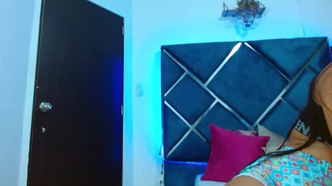 ESTRELLA online show from 02-19-25, 07:16