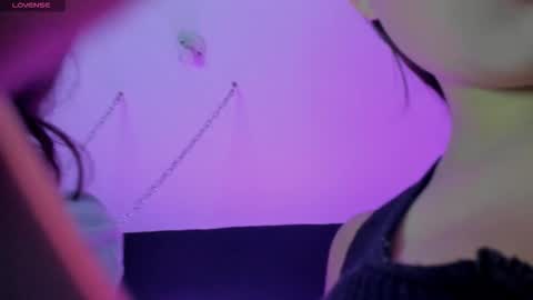 Cloe and Megan online show from 09-30-25, 07:41