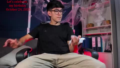 Etham online show from 10-16-25, 11:11