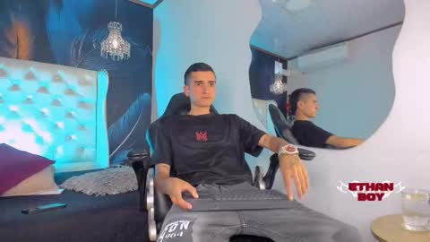 Snapshot of ethan_boy_ chatting on 02-10-26, 08:13 Ethan online show from 02-10-26, 08:13