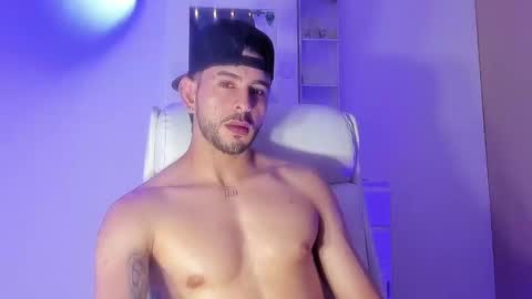 Snapshot of ethan_mullers1 chatting on 02-06-25, 08:56 Ethan Muller online show from 02-06-25, 08:56