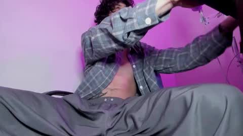 Ethan sykes online show from 10-25-25, 05:08