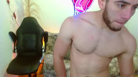 Snapshot of ethanblaze_ chatting on 11-12-25, 11:32 ethanblaze_ online show from 11-12-25, 11:32