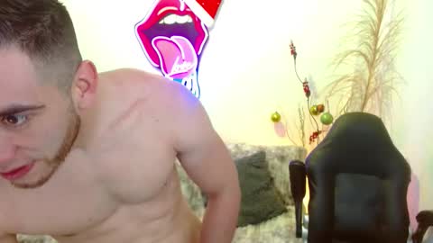 Snapshot of ethanblaze_ chatting on 12-05-25, 12:14 ethanblaze_ online show from 12-05-25, 12:14