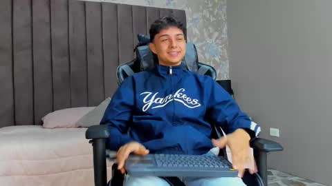 ethanlowell online show from 09-18-25, 05:20