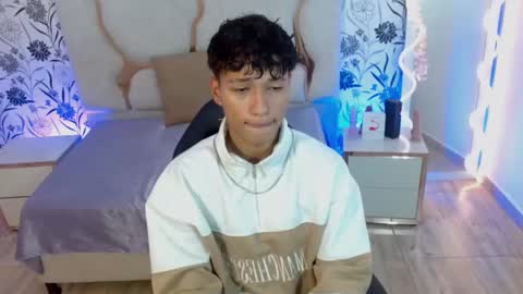 ette online show from 10-21-25, 02:56