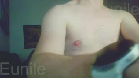 Snapshot of eunile chatting on 12-21-25, 02:08 eunile online show from 12-21-25, 02:08