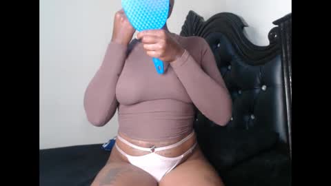 Snapshot of euphoric_cosmos chatting on 12-04-25, 09:07 euphoria online show from 12-04-25, 09:07