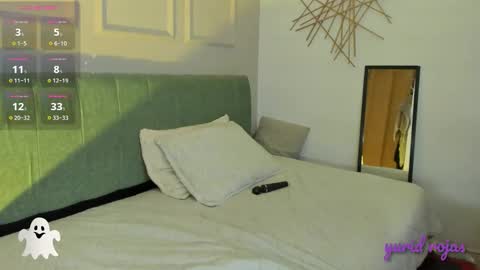 Eva  online show from 10-31-25, 02:12