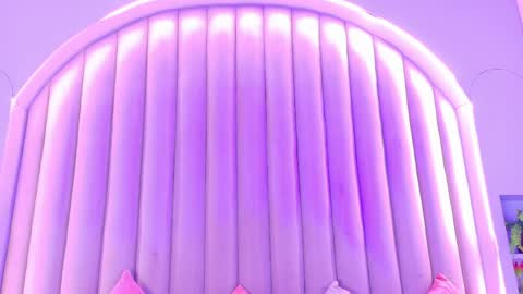 Snapshot of eva_daemon chatting on 04-10-26, 11:48 EVA DAEMON online show from 04-10-26, 11:48