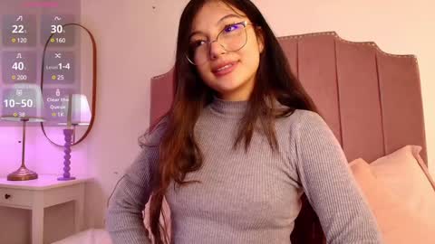 Evaa Depp online show from 12-17-24, 04:43