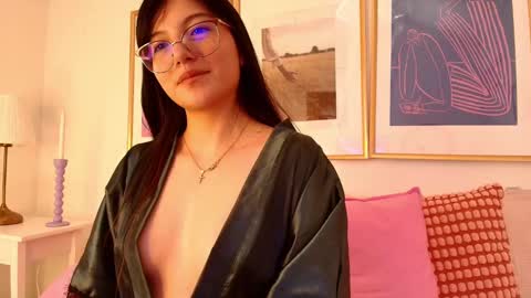 Evaa Depp online show from 01-22-25, 03:51