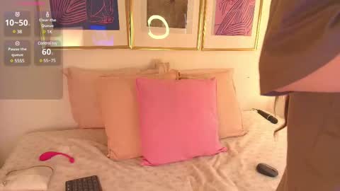 Evaa Depp online show from 02-15-25, 01:05