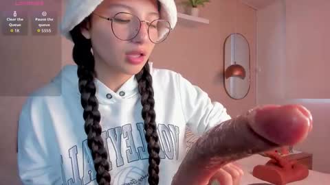 Evaa Depp online show from 11-11-25, 01:33