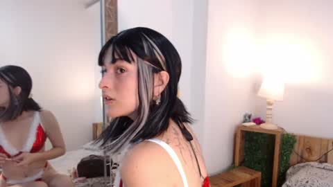 Snapshot of eva_halsey chatting on 12-06-24, 07:45 E V A online show from 12-06-24, 07:45