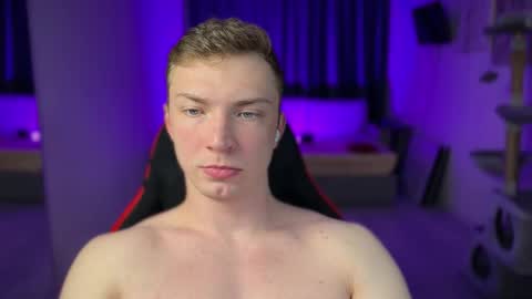 Eva and Iron online show from 02-03-26, 07:08