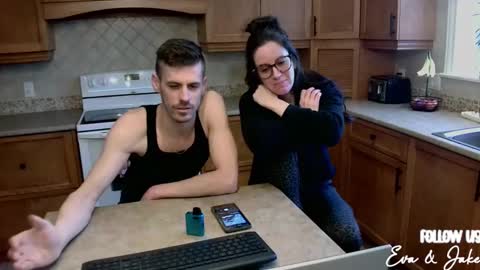 Snapshot of eva_jake chatting on 02-12-25, 04:44 Eva Jake online show from 02-12-25, 04:44