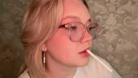 eva_kittenn online show from 09-29-25, 06:13