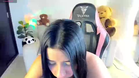 Eva   online show from 10-26-25, 02:06