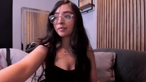 Angelinne online show from 09-22-25, 01:35