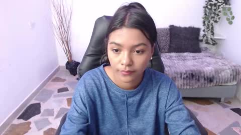 Eva  online show from 01-05-26, 07:50