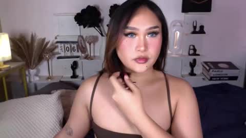 Queen Eva Mazikeen online show from 01-08-26, 12:57