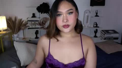 Queen Eva Mazikeen online show from 01-10-26, 12:12