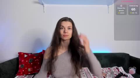 Snapshot of eva_mccoy chatting on 12-18-25, 08:20 Eva online show from 12-18-25, 08:20