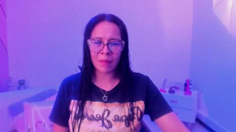 Snapshot of eva_mermaid chatting on 02-15-26, 01:20 Eva online show from 02-15-26, 01:20