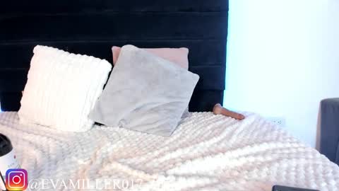 Eva online show from 11-26-25, 02:07