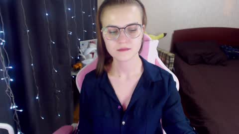 Eva online show from 01-18-25, 01:08