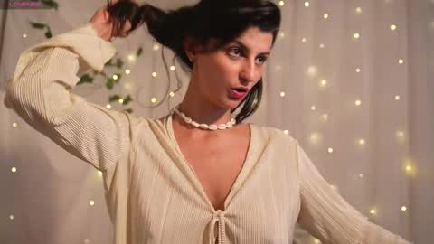 EVA  online show from 02-19-25, 09:03