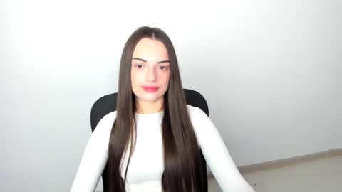 Snapshot of eva_rossee_ chatting on 12-07-24, 12:45 Eva online show from 12-07-24, 12:45