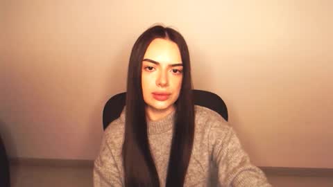 Snapshot of eva_rossee_ chatting on 10-24-25, 02:02 Eva online show from 10-24-25, 02:02