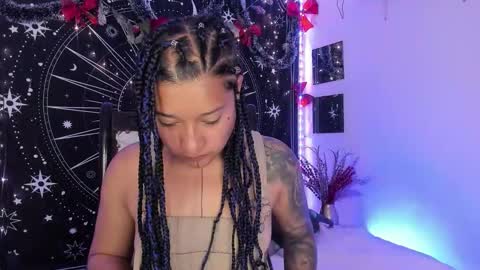 Eva  online show from 12-04-25, 08:56